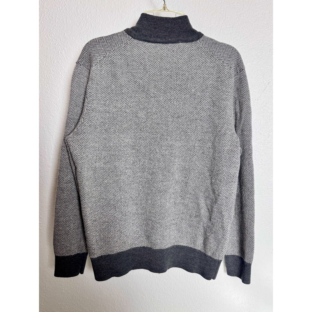 Untuckit Sweater Men's Large Gray Herringbone Preppy GrandpaCore Business Casual - Picture 4 of 10